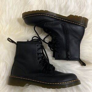 New - Dr.Martens 8 Holes Side Zipper Matte Leather Unisex Boots